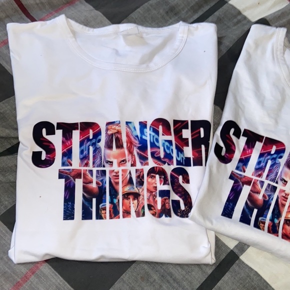 🎭STRANGER THINGS GRAFFIC TEES 🎭 - Picture 6 of 7